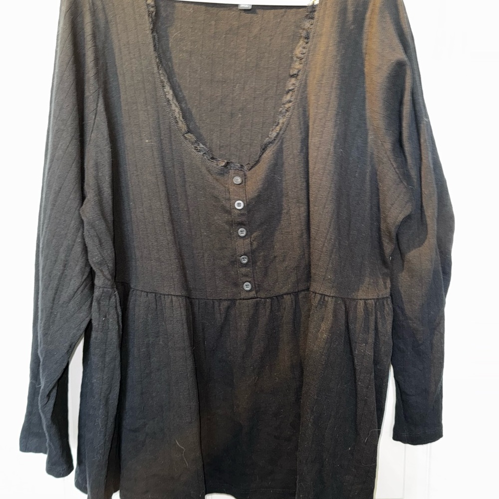 torrid Black Long-Sleeve Button Peplum Top